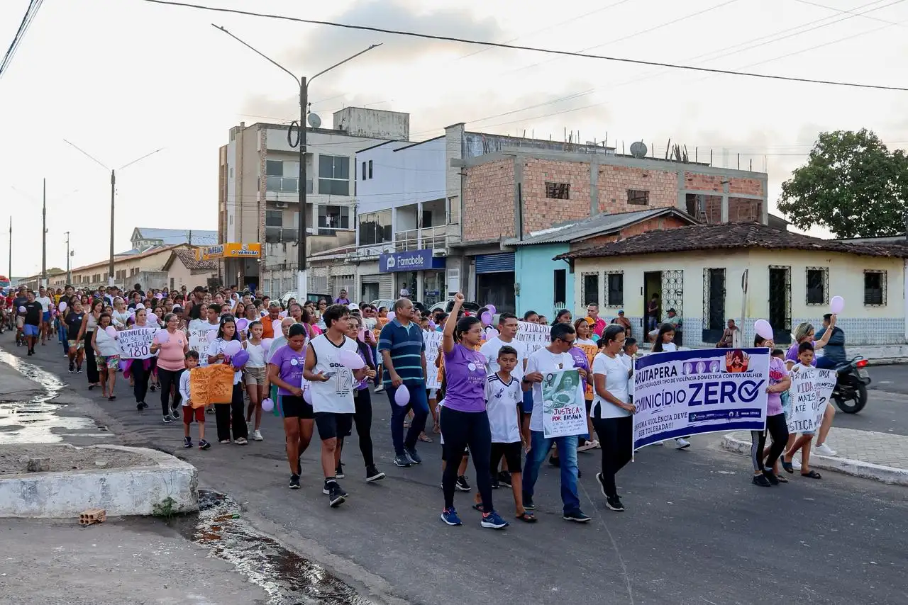 Foto 2 – Prefeitura de Carutapera mobiliza comunidade em caminhada contra o feminicídio
